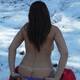 Sexy culo e segno del perizoma nella neve